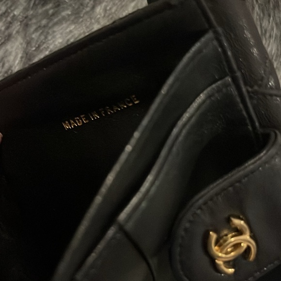 CHANEL QUILTED DOUBLE SNAP WALLET - Picture 11 of 16